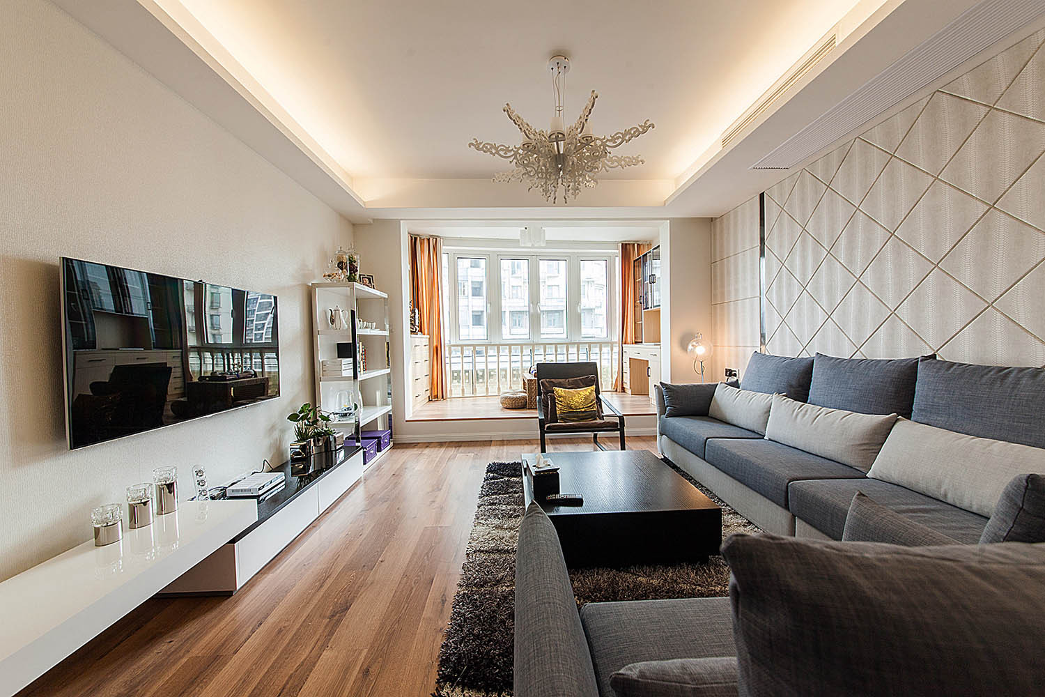 装修新人不知道选木地板还是瓷砖？5个点详细对比，学到就是赚到