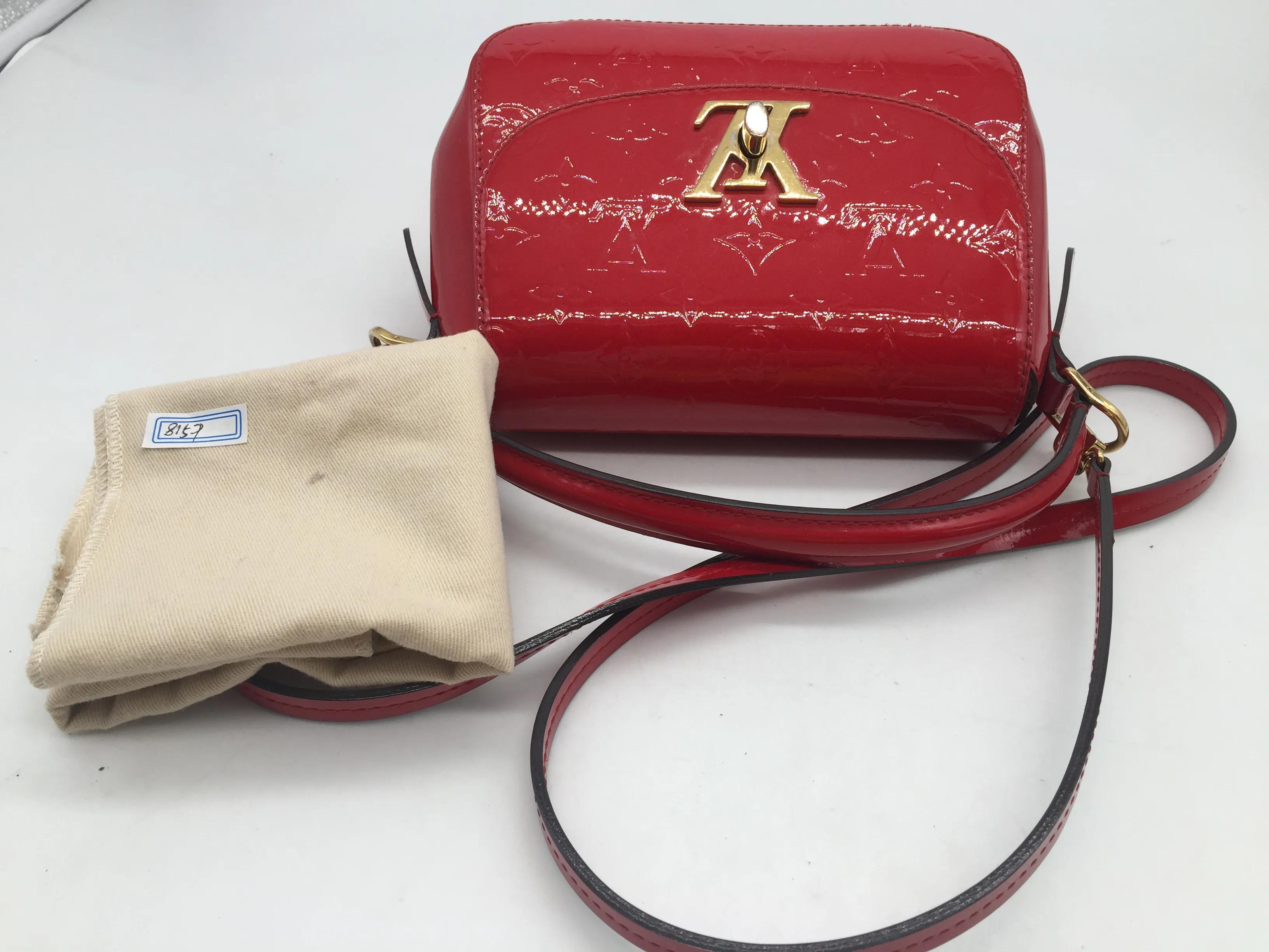 漆皮变色如何修复,白漆皮染色处理