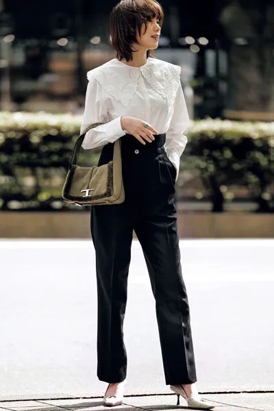 今年流行的衬衫带字母,今年流行衬衫长款花色