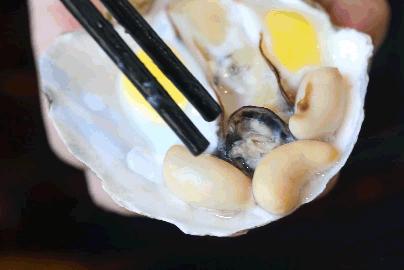 宝安人的顺德饭堂,生蚝用木桶蒸,还加黑松露