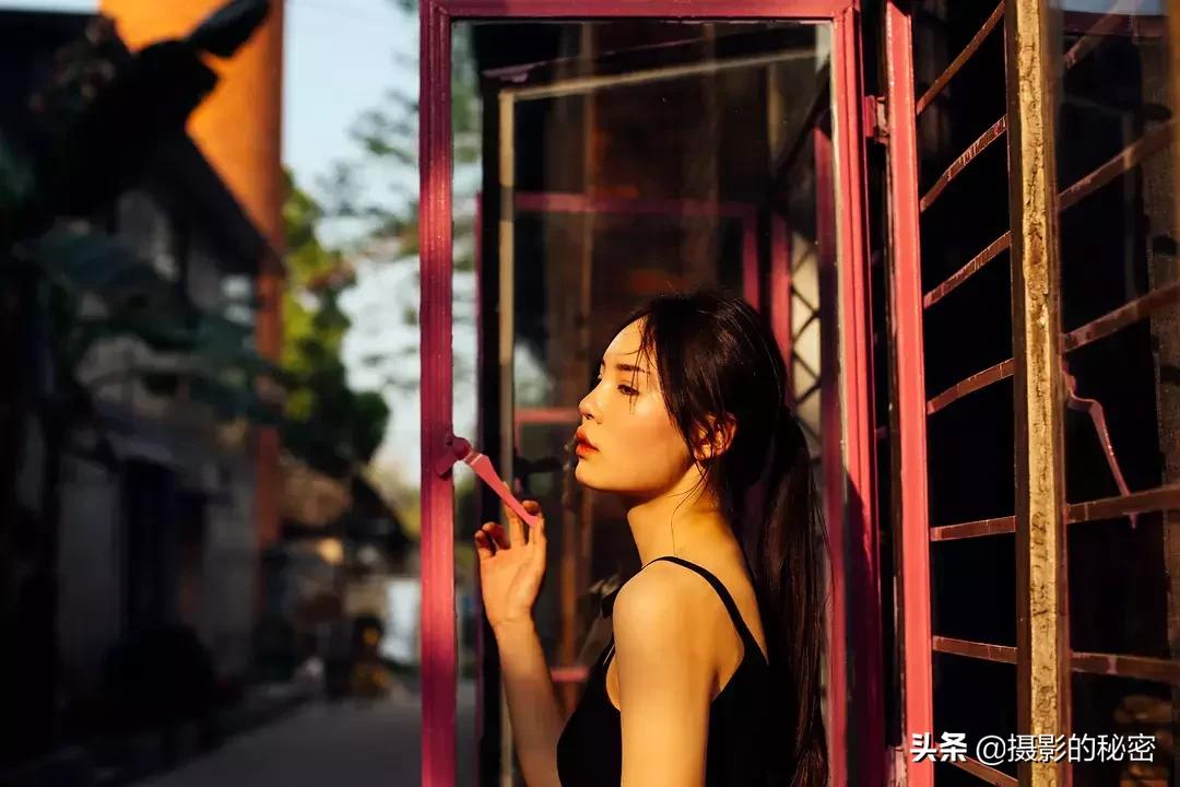 手把手教你拍照表情不自然,四招教你轻松学会拍照精髓