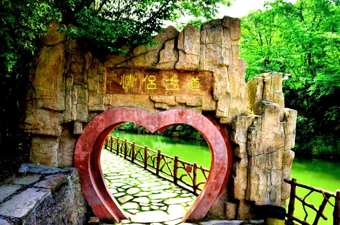 洛阳西泰山风景区值得游玩吗,洛阳西泰山旅游攻略最新