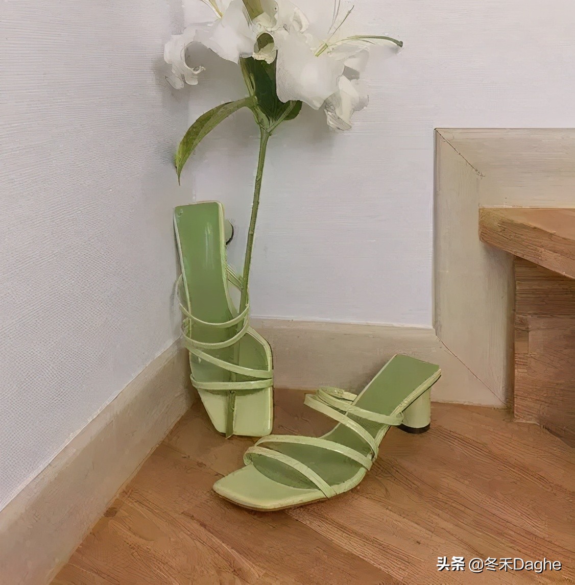 夏天穿白色衣服怎样才不会透,夏天穿衣怎么才能不土