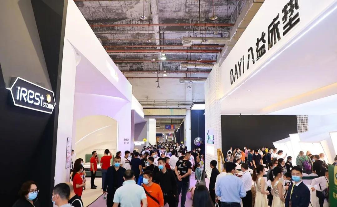 皇玛康之家床垫花好月圆,第50届国际名家具展