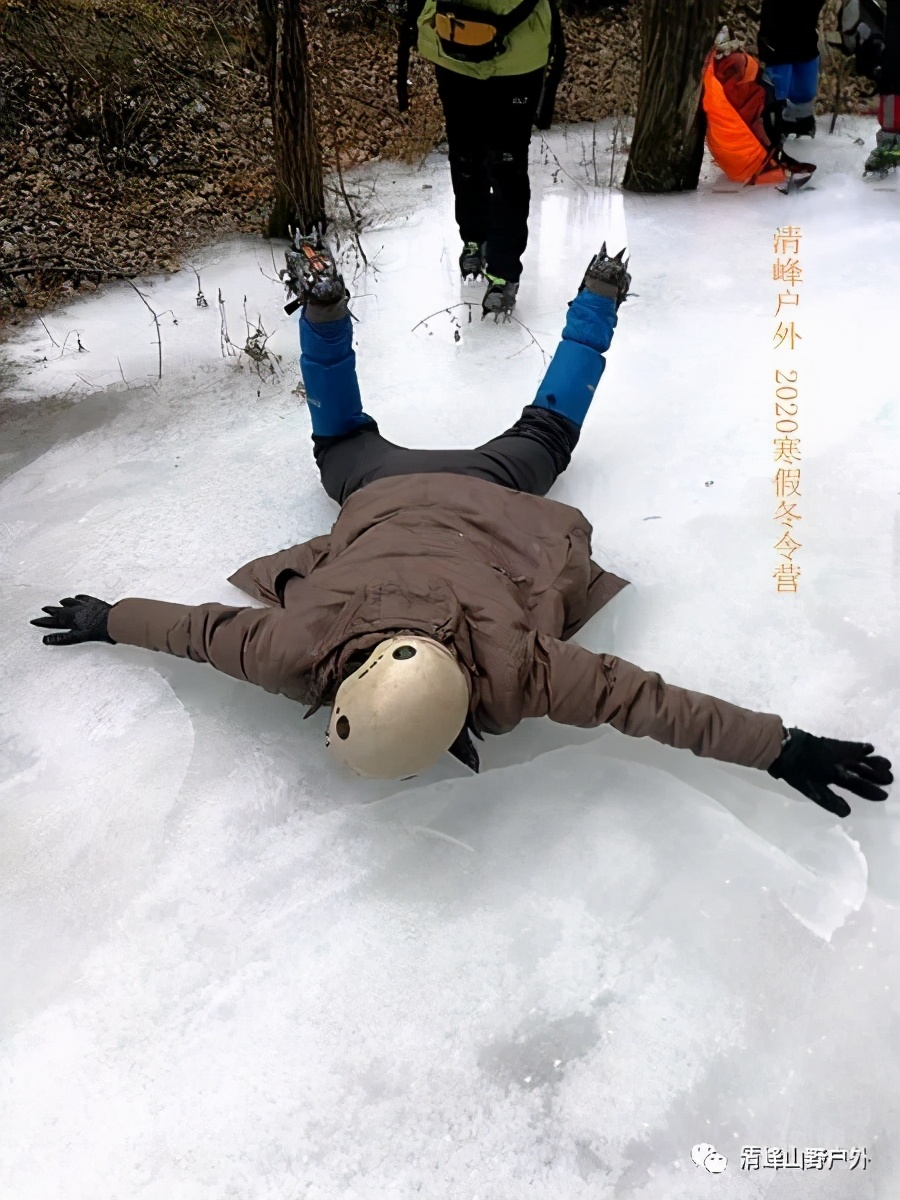 适合小学生寒假去的冬令营,冬天儿童冰雪游学