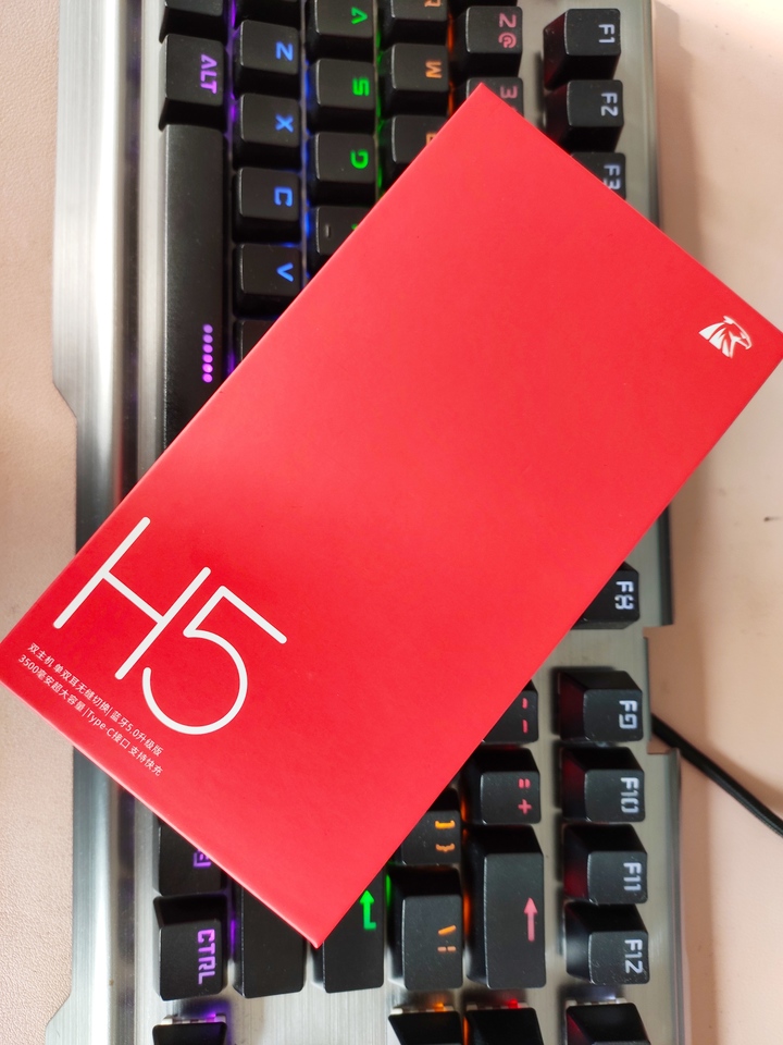 好用不超过50块钱的耳机,亿格瑞a5二代听音乐