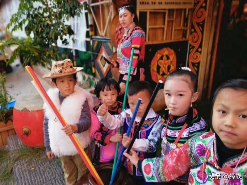 凉山彝族彝汉双语教育,凉山彝族地区教育现状分析