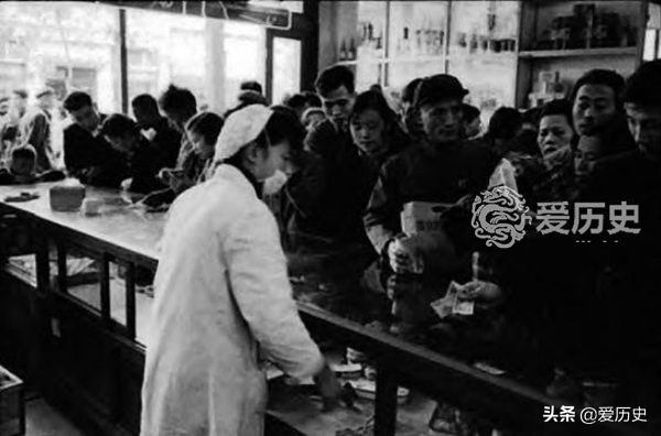 新中国第一家公司,新中国第一百货