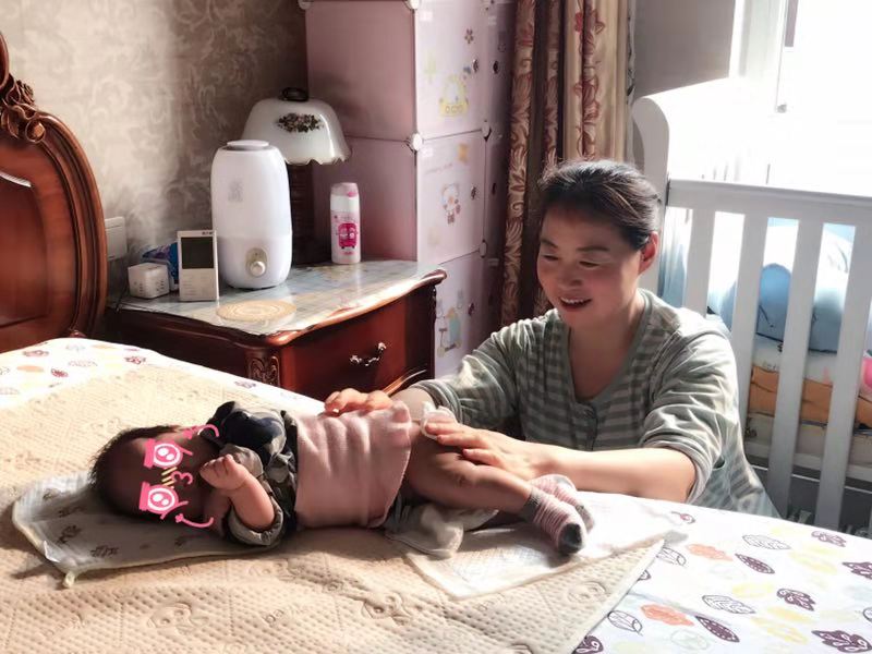 产后产妇和宝宝需注意些什么,产妇产后有些什么表现