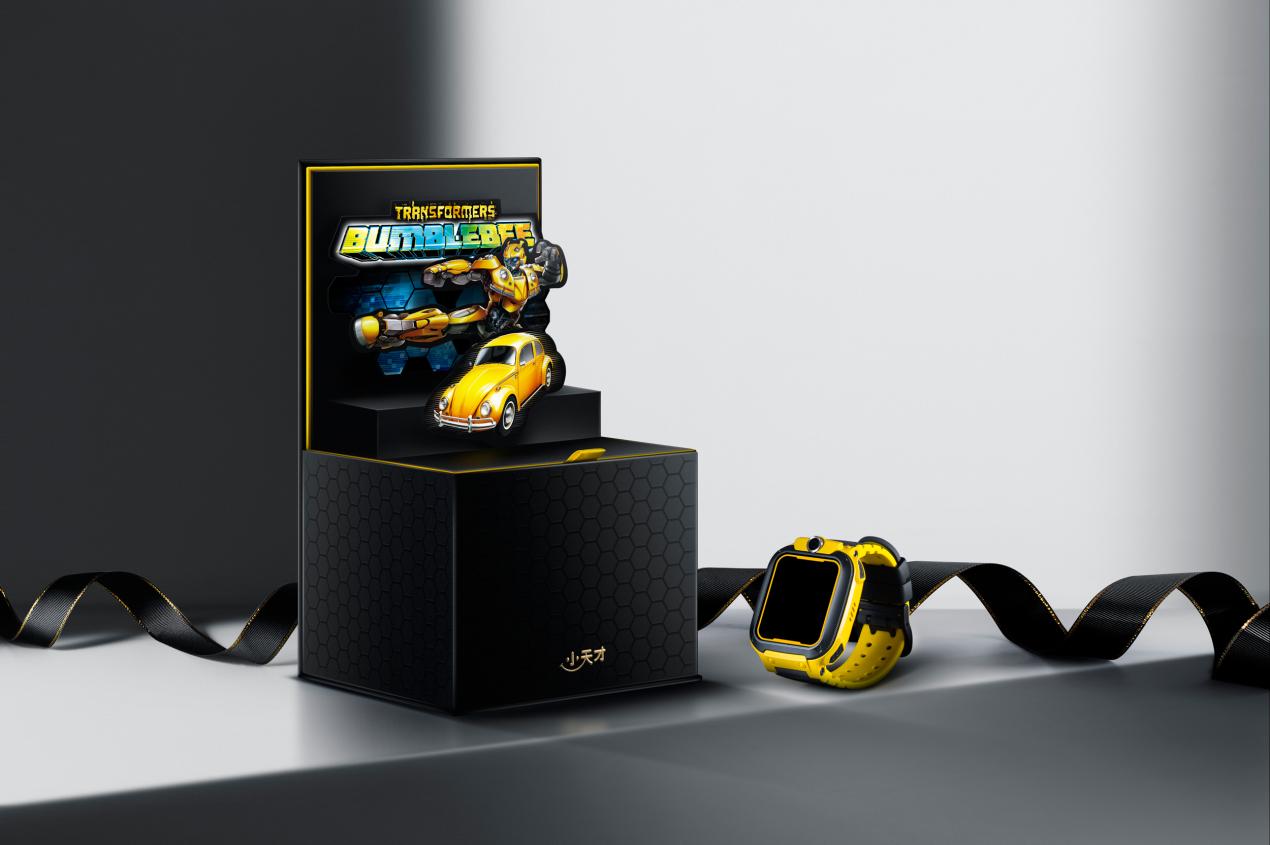 小天才电话手表z5大黄蜂开箱,小天才电话手表z5大黄蜂定制版