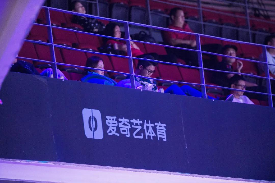 谁来拯救娱乐圈,谁来拯救中国足球最后的奥运希望