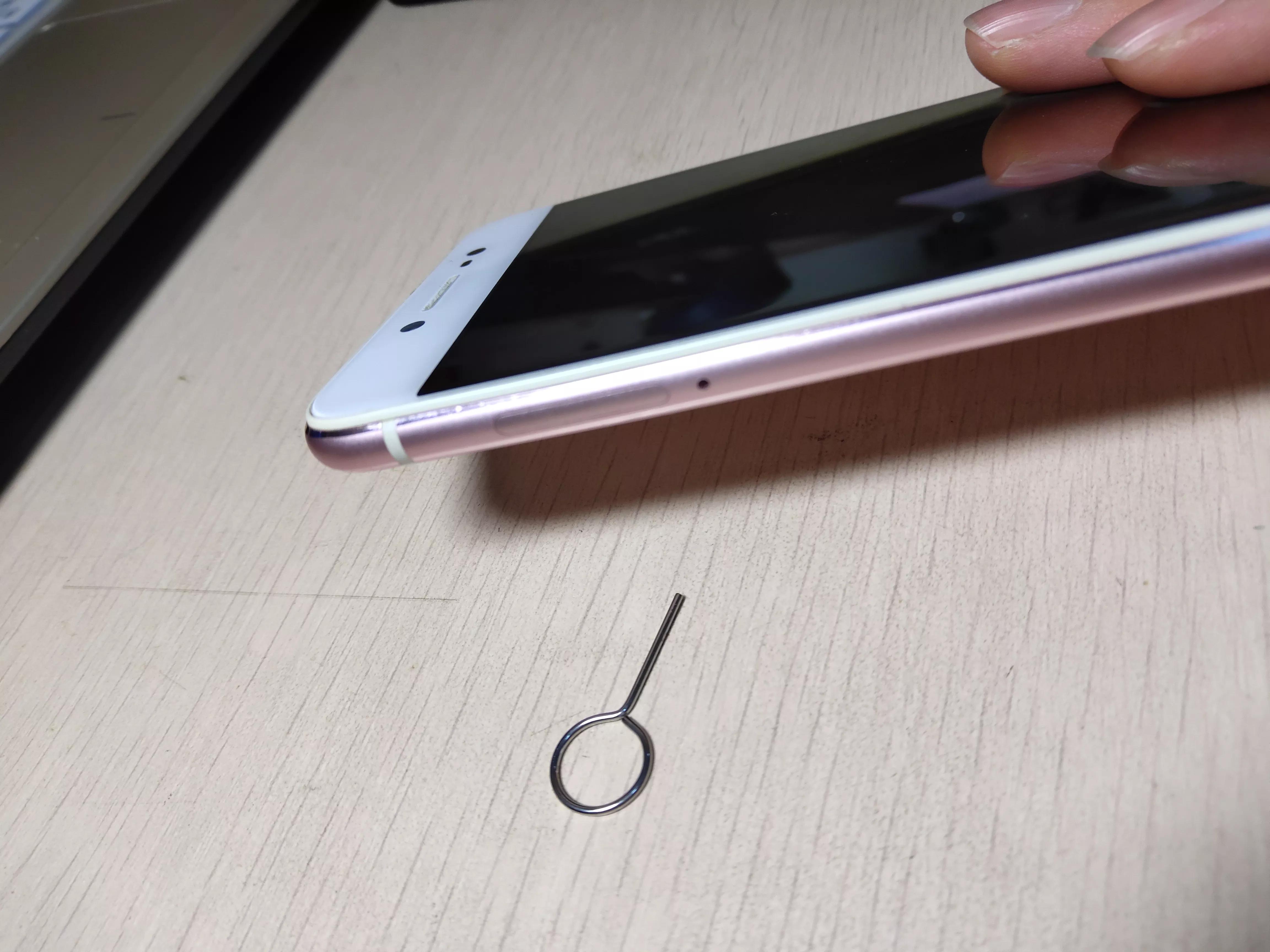 智能手机怎样装电话卡视频,插大电话卡的智能手机