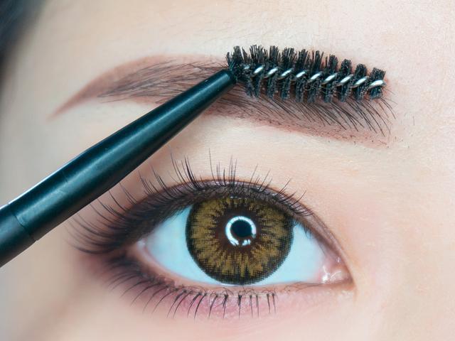 纹眉应该问哪些问题才不会被坑,为什么内行人不建议纹眉毛