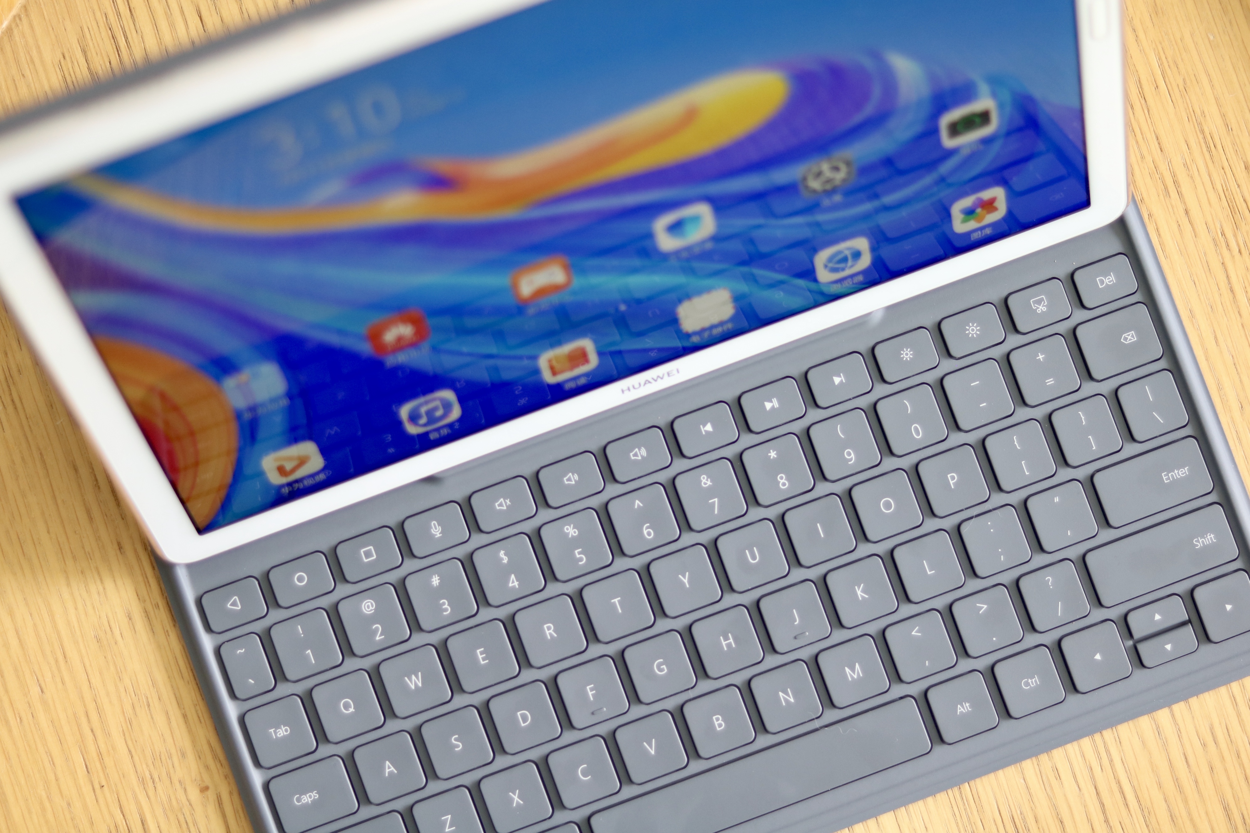 华为平板m68寸全面评测,华为平板m610.8英寸高能版测试