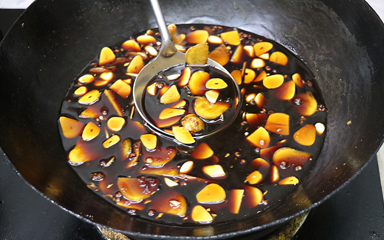 教你一个辣椒独特吃法开胃又下饭,吃不完的辣椒有哪些做法