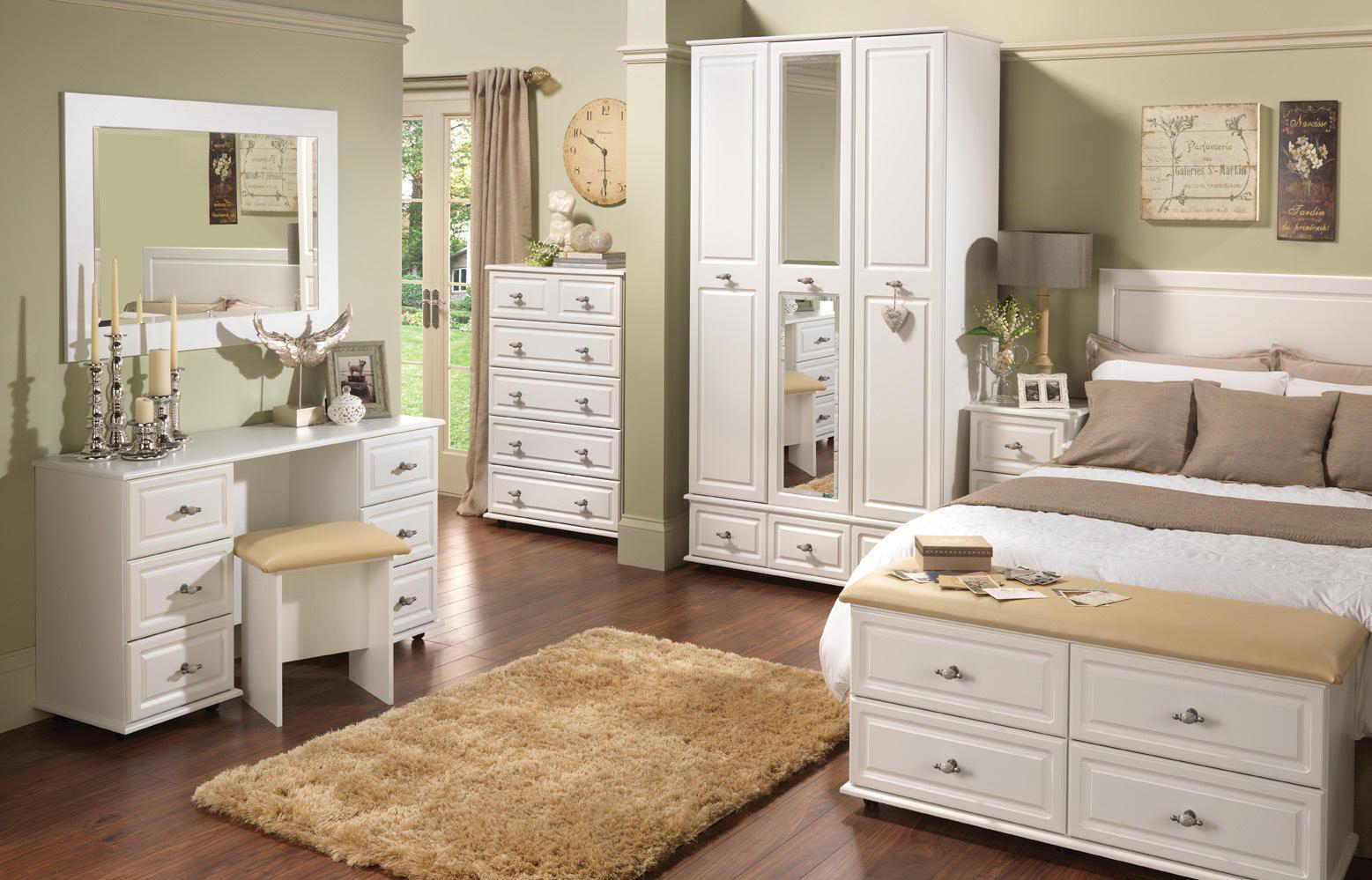 白色的家具变黄怎么办,白色家具漆面变黄怎样恢复白色