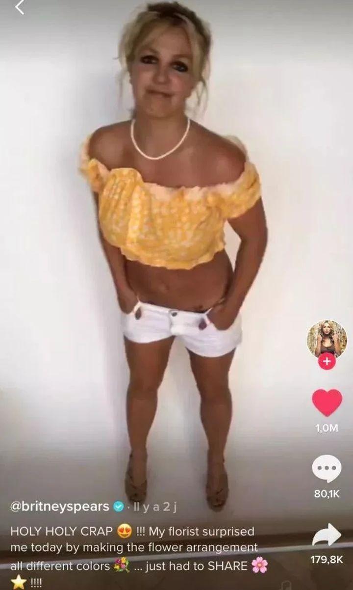 布兰妮被囚禁25年,布兰妮被父亲虐待13年