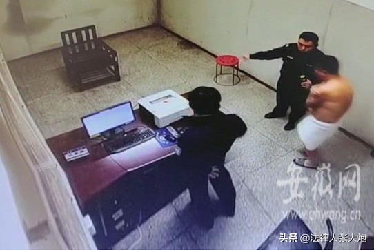 男子强吻朋友的大学生女儿，被拘留9天，为什么不是刑事处罚？