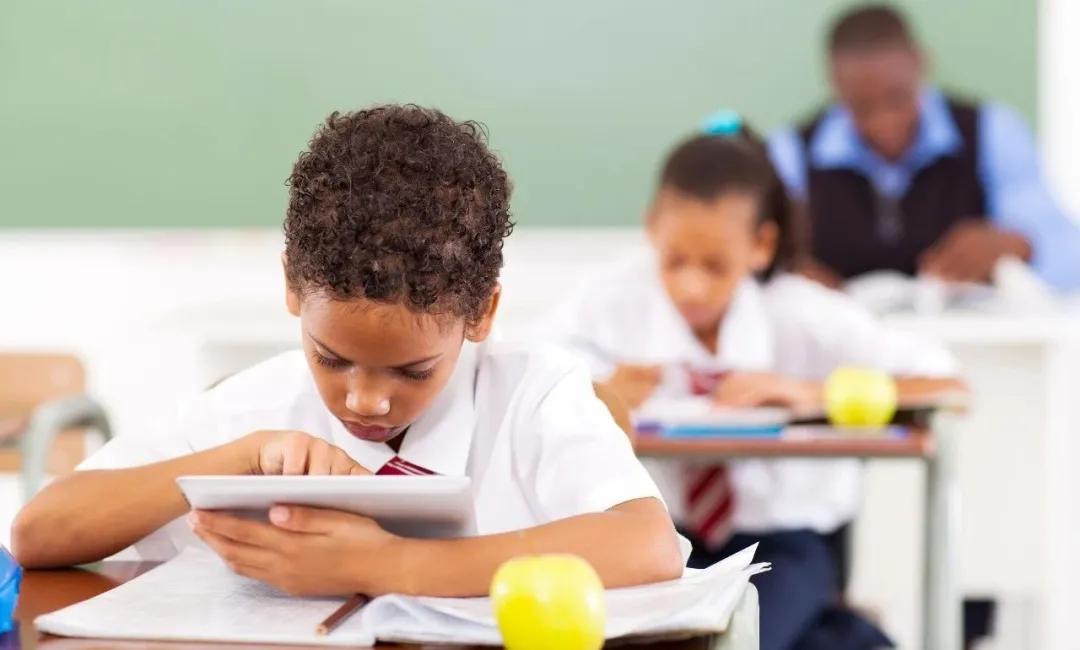 近视不到100度，要戴眼镜吗？达达眼科告诉你