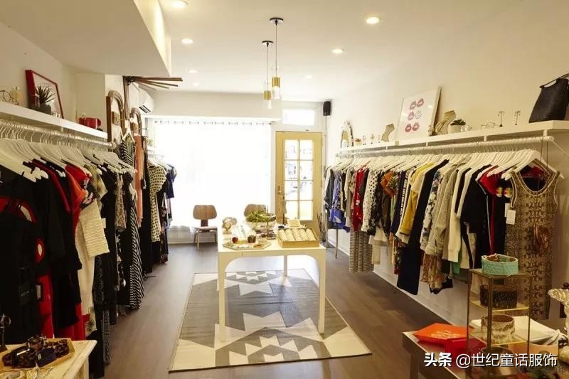 实体服装店怎样开直播卖衣服,服装实体店里如何边卖货边直播