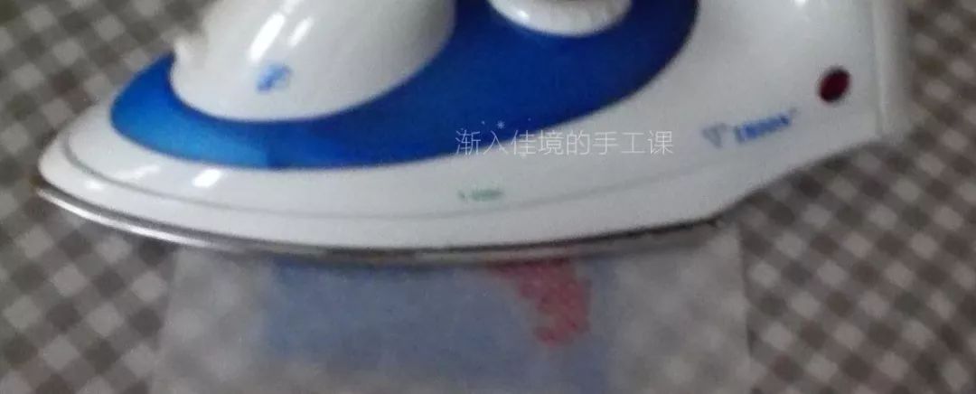 用电熨斗做发泡烫画制作教程,彩色烫画制作