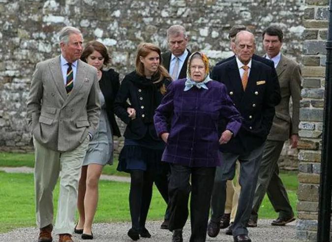 敢对中国搞双标的外企,你们会得到“福报”的