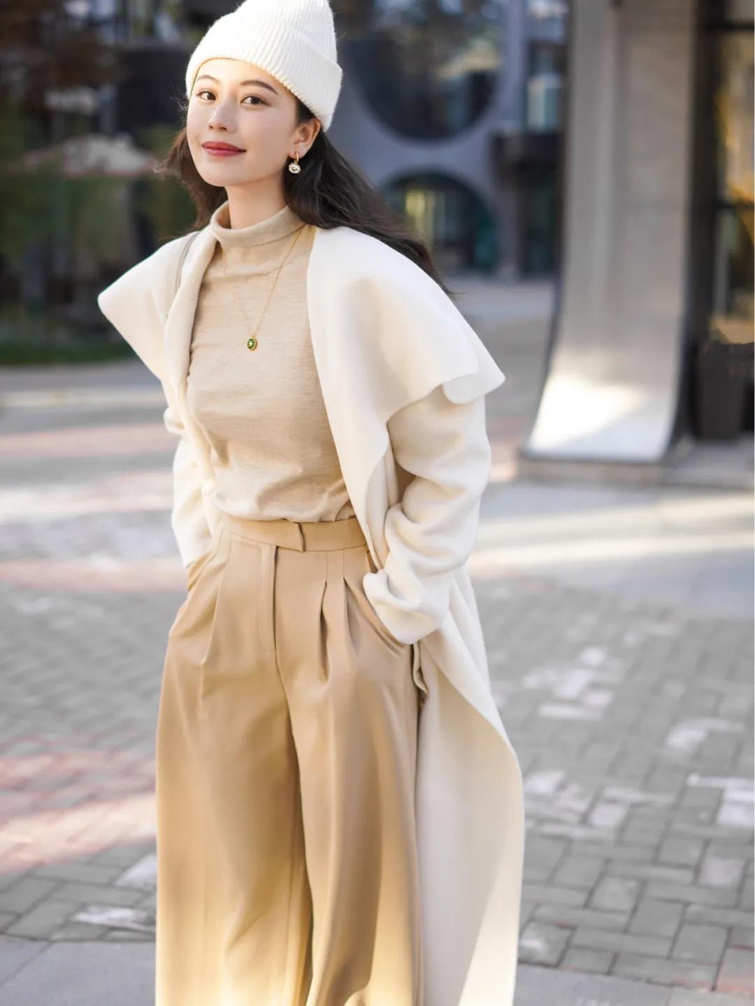 冬款大衣搭配连帽毛衣,大衣内搭毛衣裙冬中长款