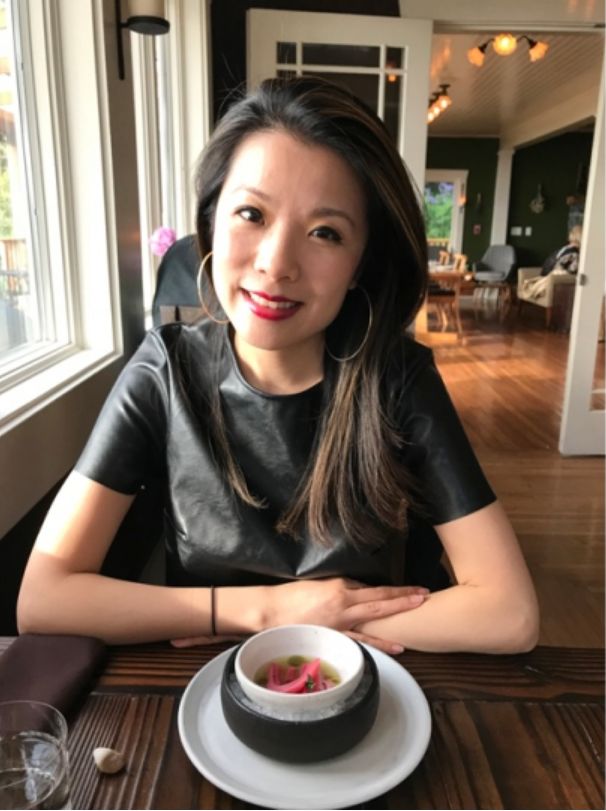 加拿大美女来中国被震撼,加拿大华裔女回中国