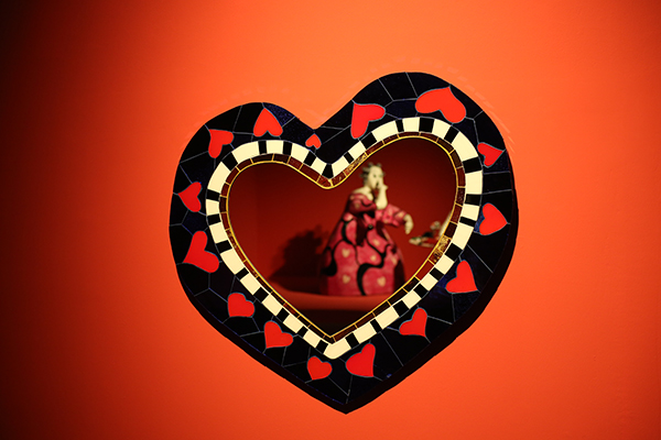 毕加索与尼基圣法勒,妮基圣法勒作品解读