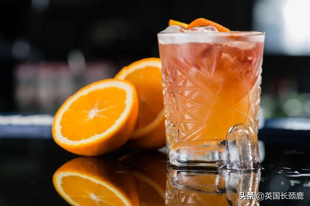 鸡尾酒调酒入门教程,鸡尾酒调酒基础知识入门和精通