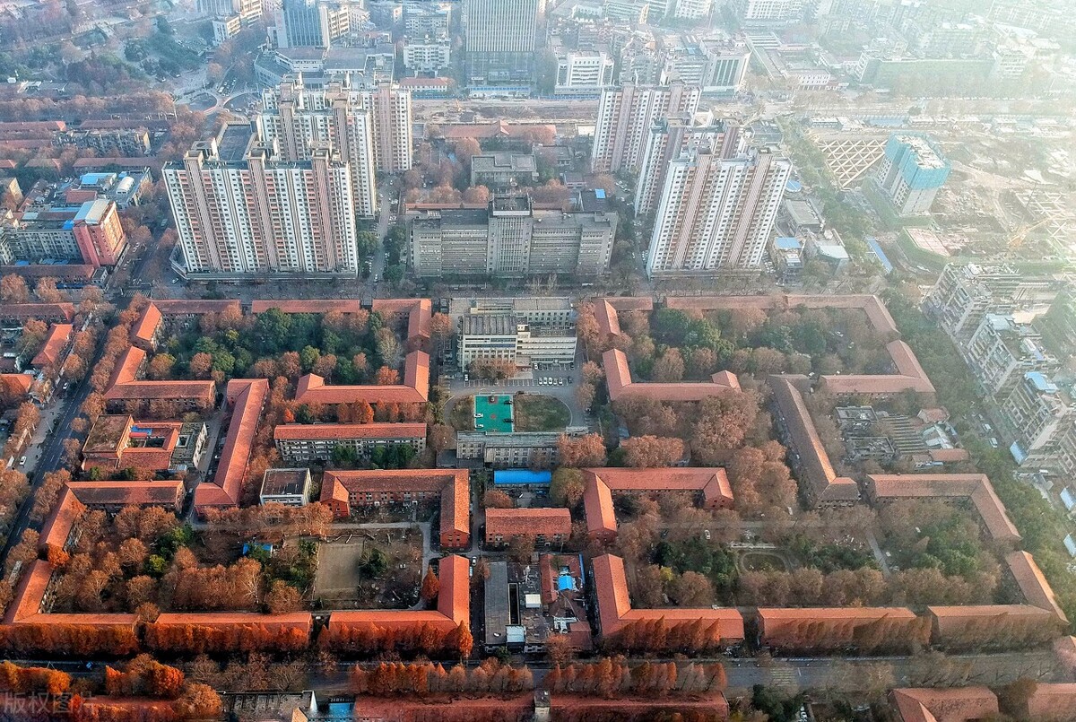 青山区在武汉属于中心城区吗,武汉青山区是中心区吗