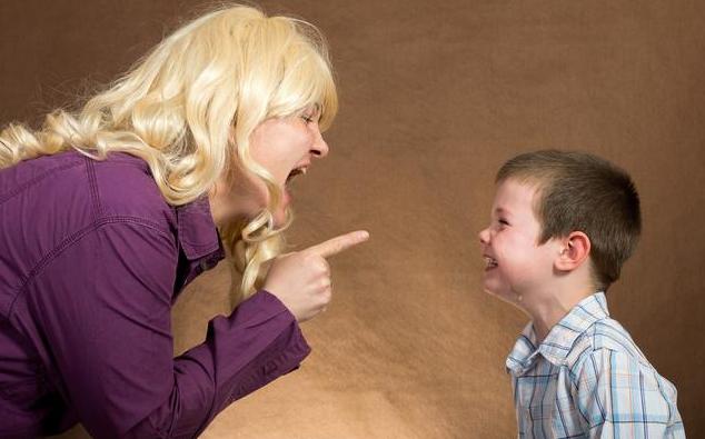 孩子一哭就忍不住发脾气,孩子一哭就忍不住吼他怎么办