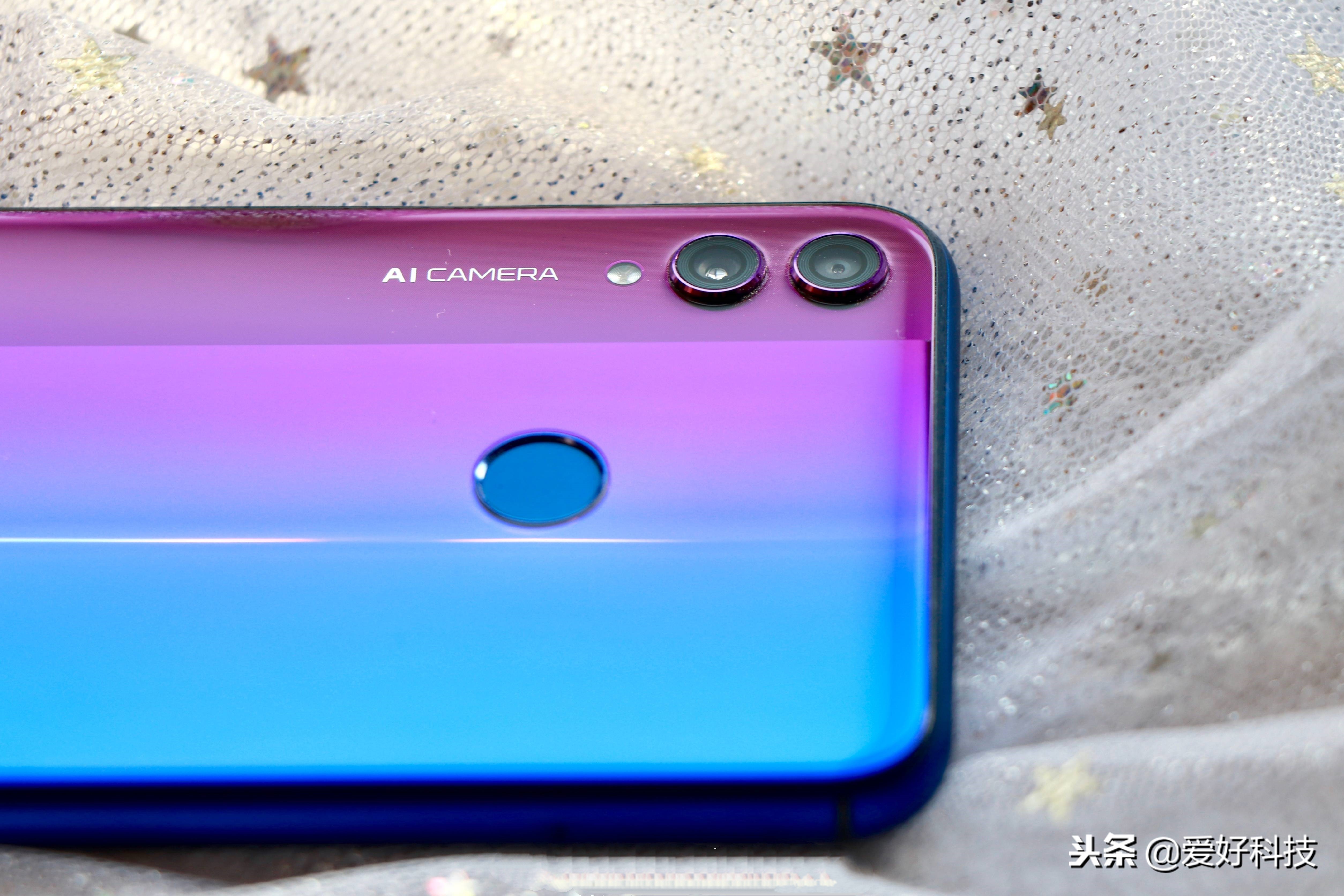 千元霸屏荣耀8x综合测评,手机推荐500元左右荣耀8x