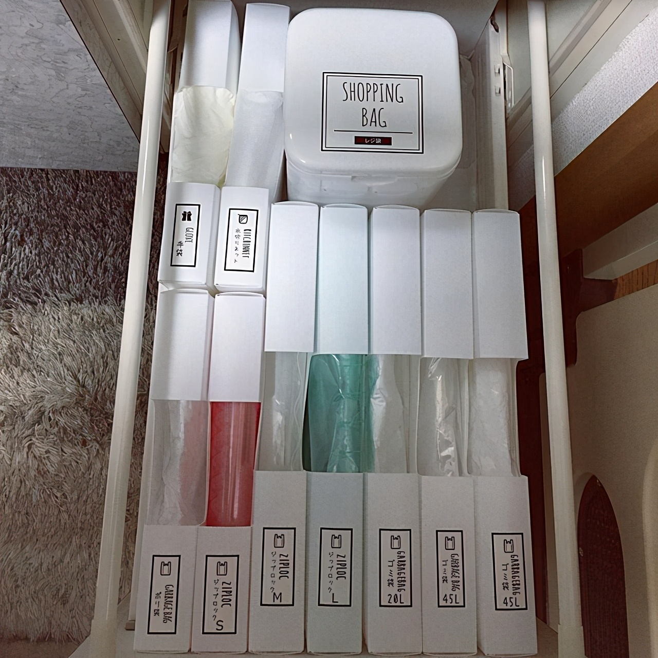 塑料袋购物袋收纳方法,塑料购物袋如何整理