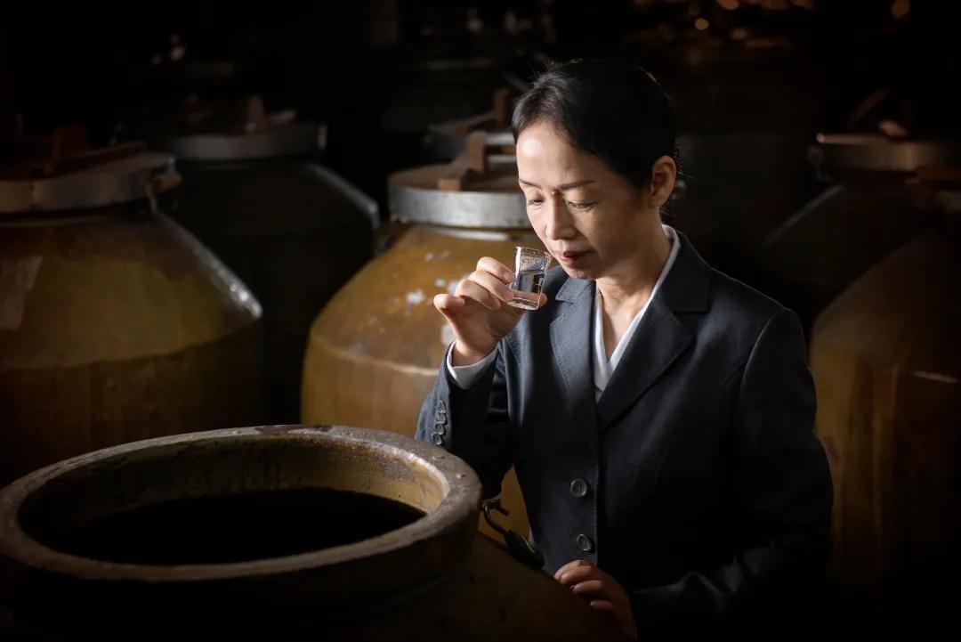 五粮品质｜用一辈子酿造的酒，有多好喝？