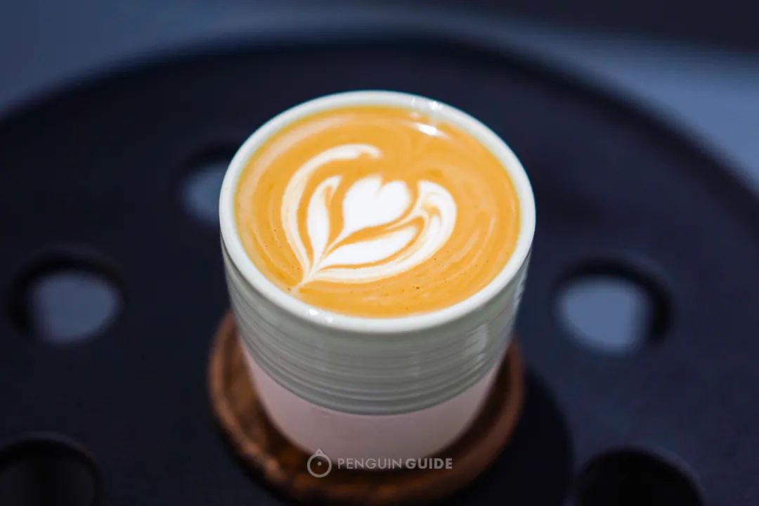 去长沙不为别的就想听茶颜悦色,去长沙点哪个茶颜悦色