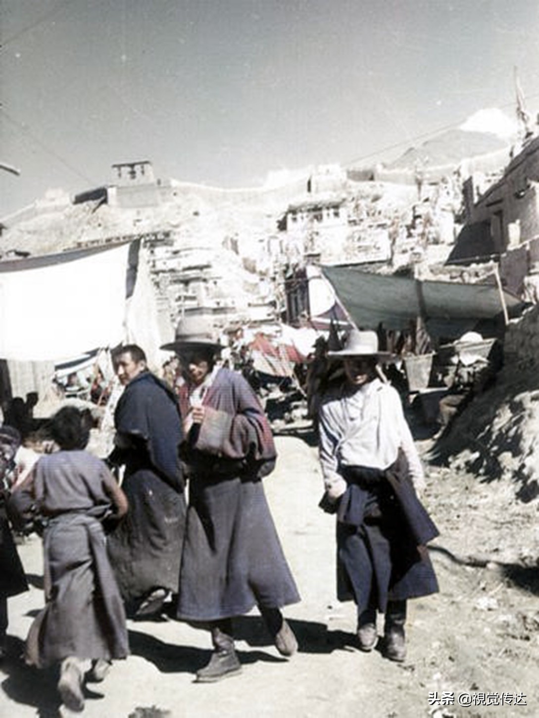 18张令人叹为观止的彩色老照片,令人震撼的65年前西藏高清彩照