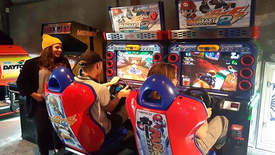 电竞主题酒店客房细节,电竞酒店客房设计