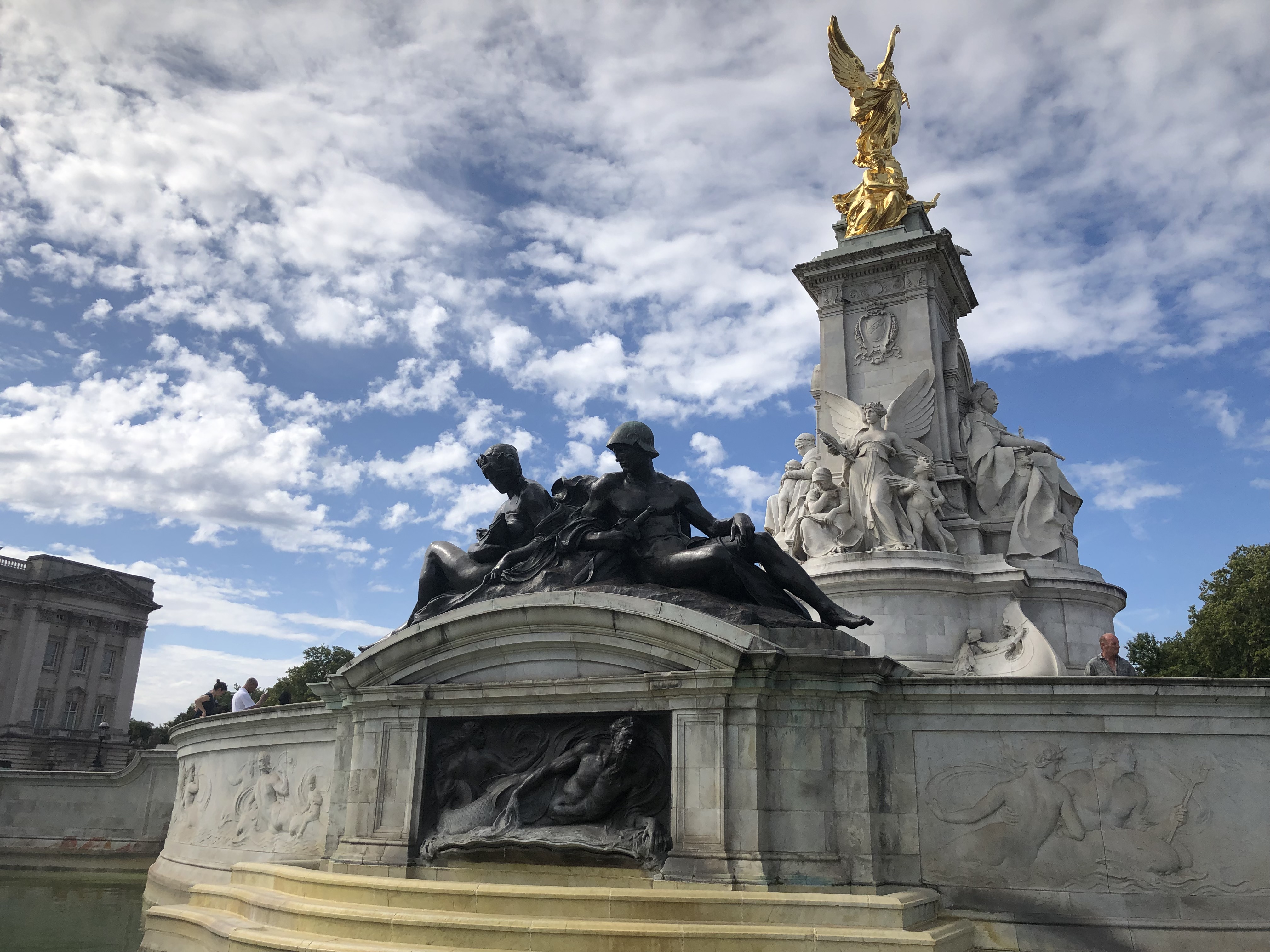 英国12日旅游的行程,英国深度游跟团6日