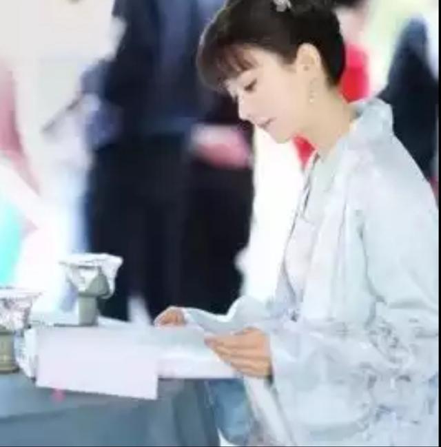 赵丽颖演活了每一个角色,赵丽颖破茧化蝶视频