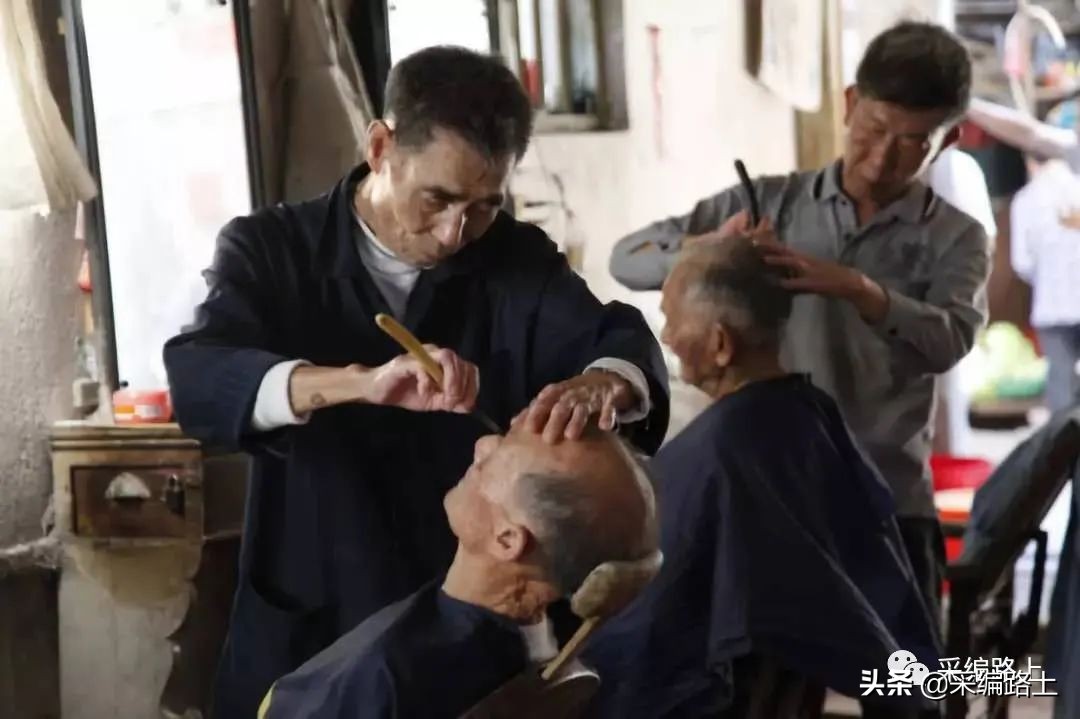 乡村故事｜剃头铺：人事，物事，社会事，事事关心