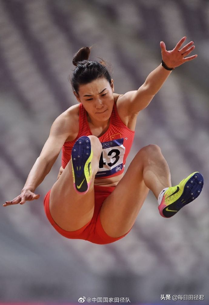 谢震业受伤针灸,谢震业及其女友