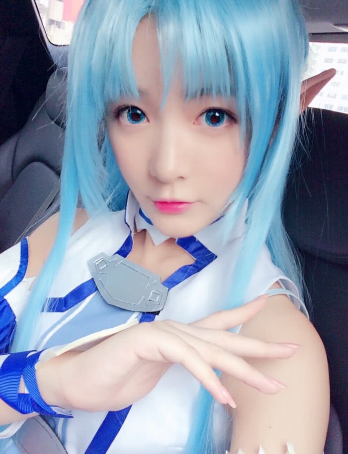 原来这些明星也玩cosplay，想不到这其中也能有“神还原”