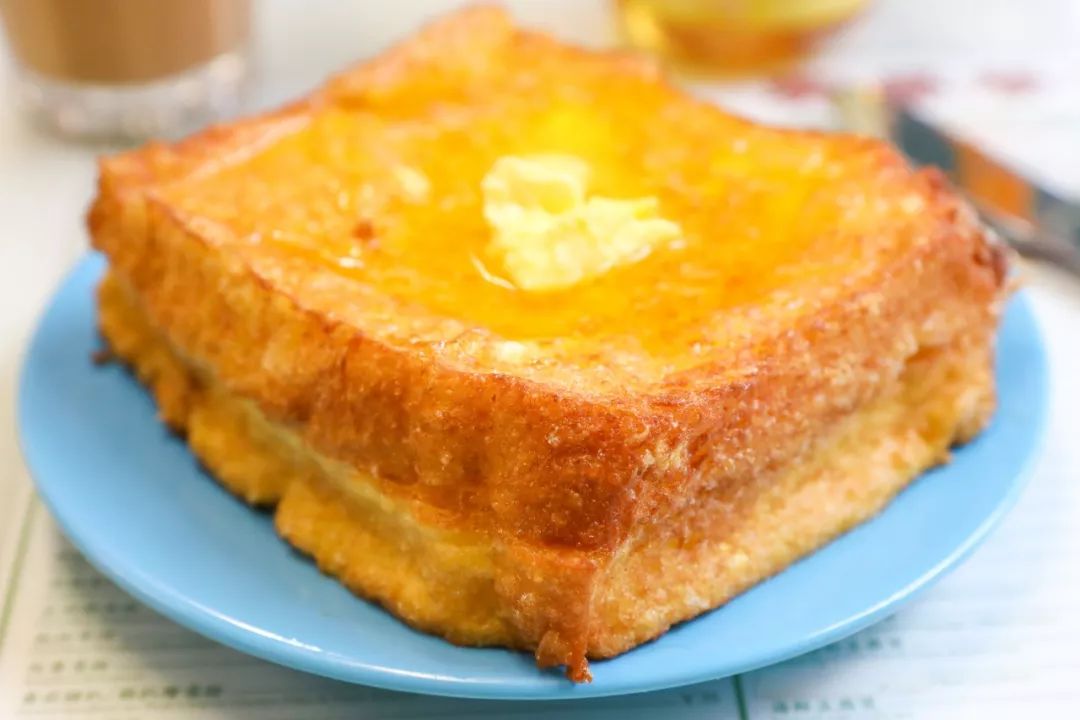 一筷子就能吃到香港，奶茶和西多士一定要安排