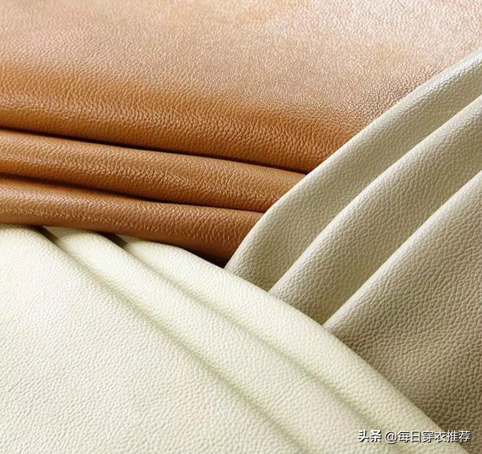 鞋子硬还卡脚?挑选时这几点很重要,穿着舒适时尚还高级