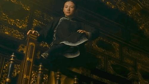 经常戴美瞳的女明星,被美瞳毁掉