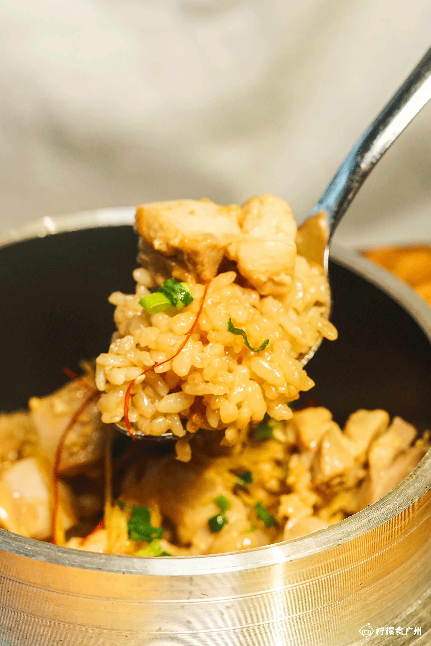 2年有3000条五星好评,6个月前登上必吃榜,这家店膨胀了……