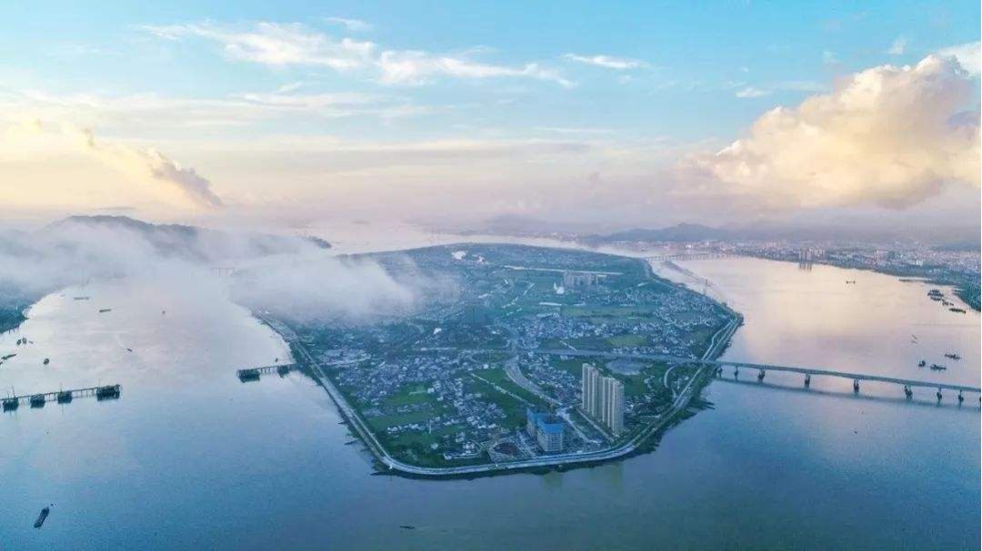 从幼儿班到初中，温州七都岛集齐12年全龄段名校，逆袭的前奏？