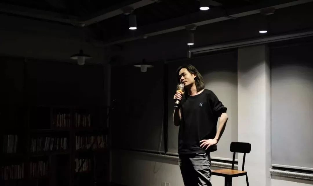 脱口秀演员讲故事,故事相声脱口秀