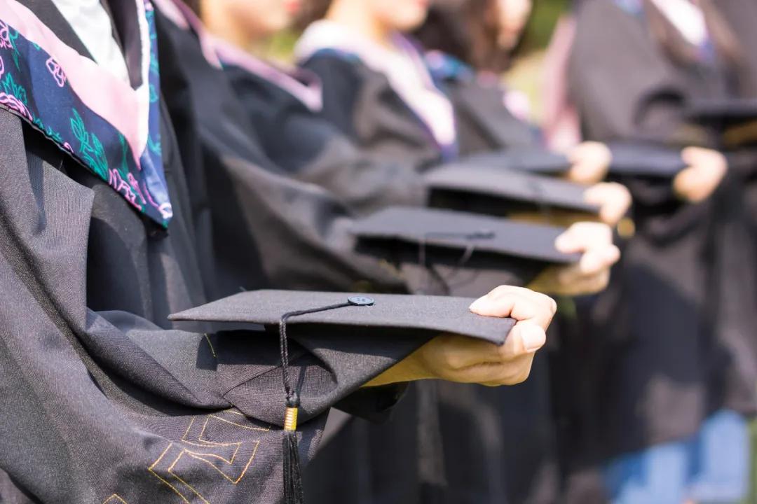 2020年对应届大学毕业生的忠告,2022届毕业生该注意什么